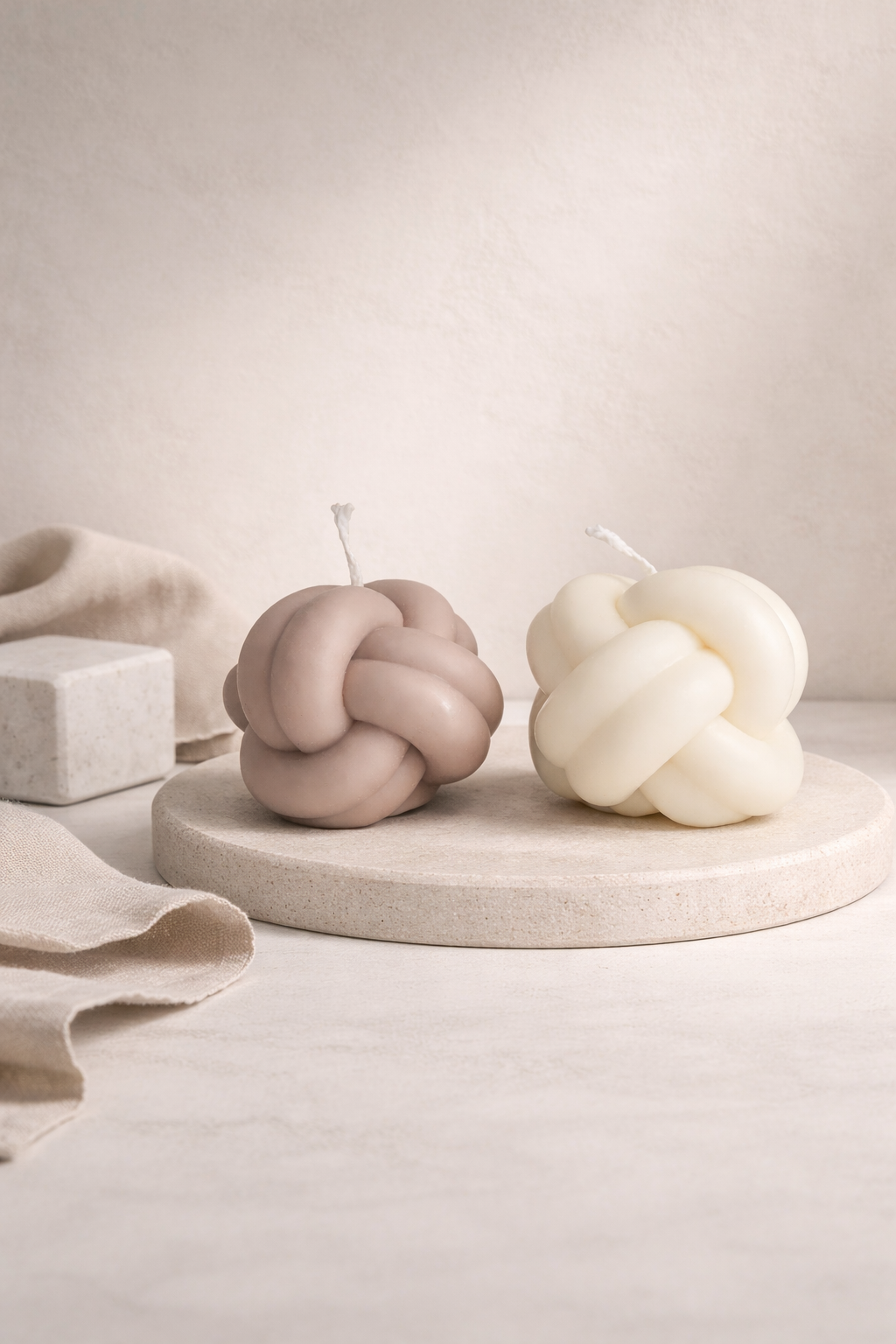 Soft Tension Knot Candle